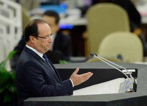 Le président français 
François Hollande s'exprime à la tribune de l'ONU lors de la 68e assemblée 
générale de l'organisation, le 24 septembre 2013 à New 
York